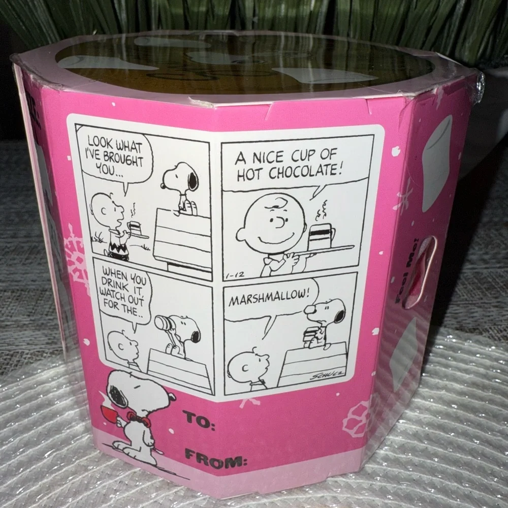 Snoopy's Hot Cocoa Graphic Sleep Pants - Picture 4 of 7
